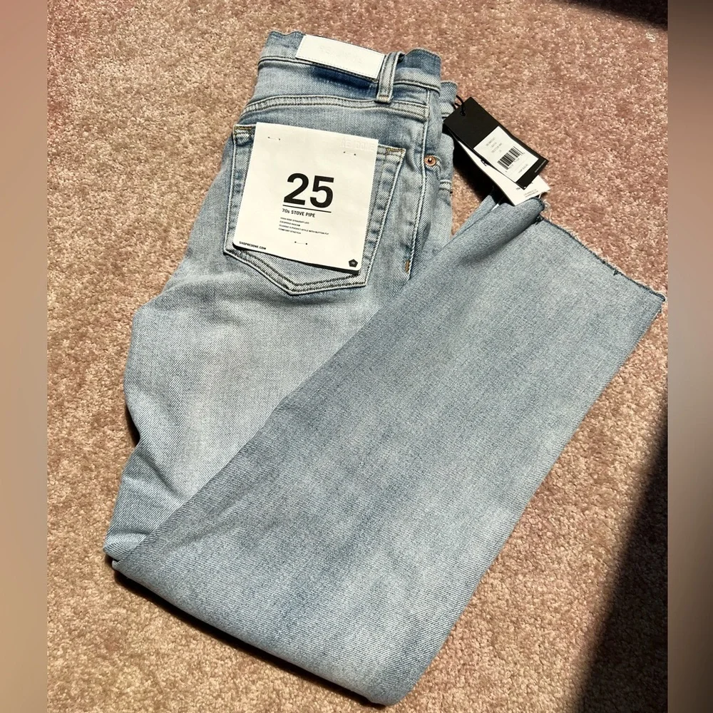 RE/DONE 70’s High Rise Stove Pipe Jeans Crops Raw Edge in Light 14 - Picture 6 of 11